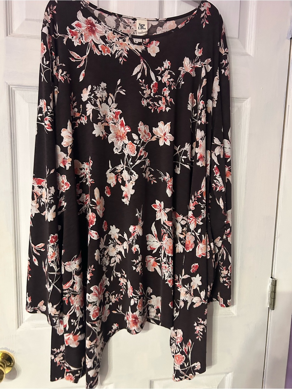 Sew In Love Black Floral Scoop Neck Tunic
